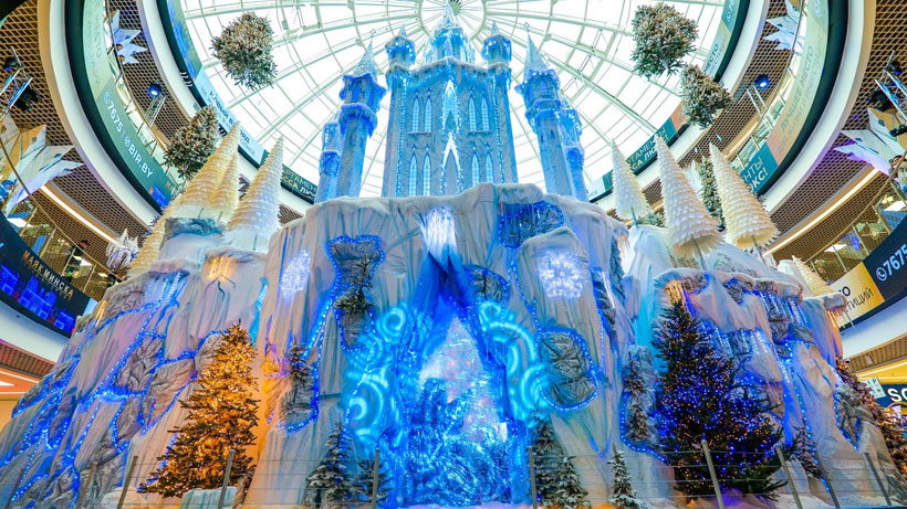 В Dana Mall уже оформили новогоднюю фотозону. Смотрите, как она выглядит